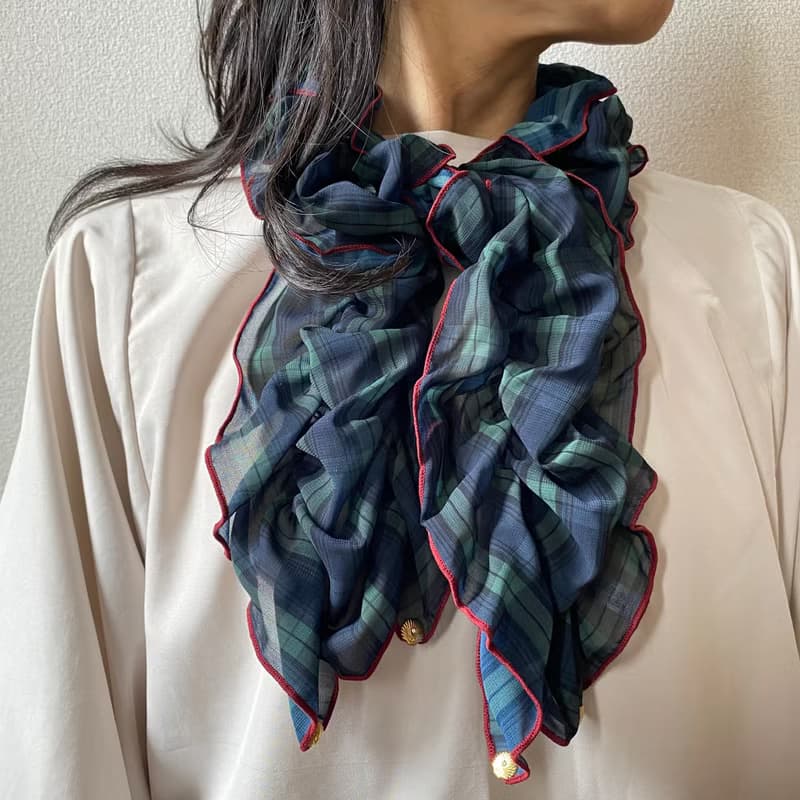 Ballett Kyoto発 バレットのチェック柄シャーリングスカーフ シワになりにくくソフトなシフォン生地使用