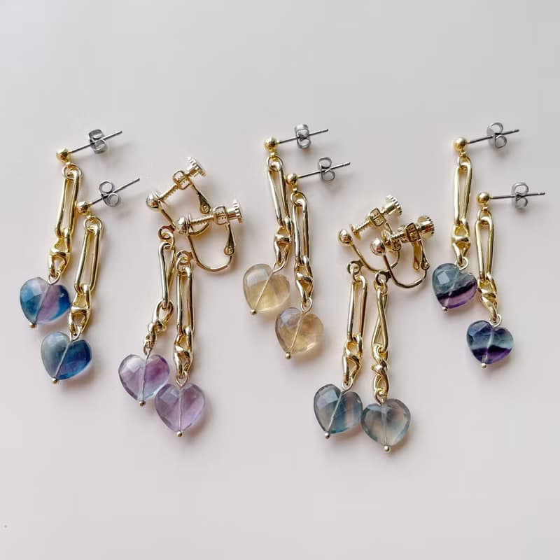 Fluorite petit heart ピアス/イヤリング purple