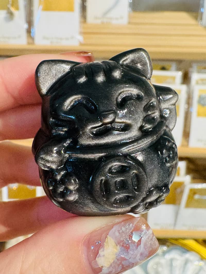 天然銀曜石招財貓貓擺件消磁盤擋煞避邪辦公室必備避職場小人