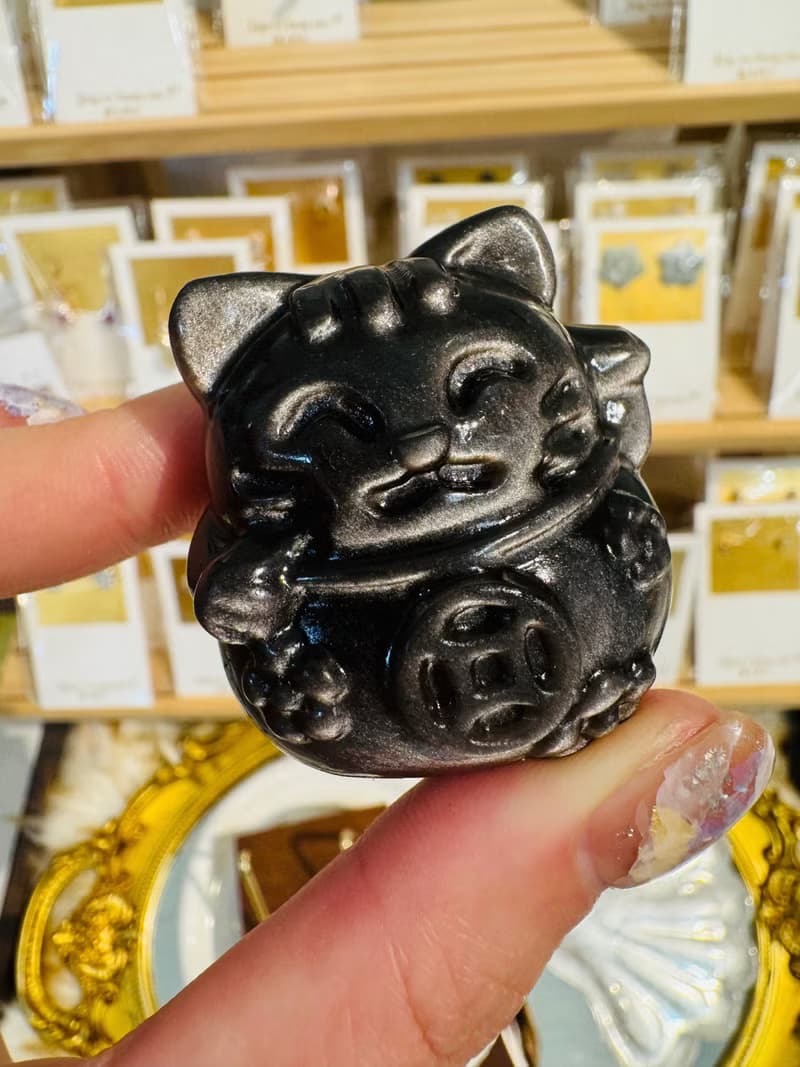天然銀曜石招財貓貓擺件消磁盤擋煞避邪辦公室必備避職場小人
