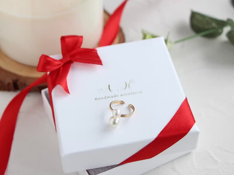 14kgf-W pearl small ear cuff