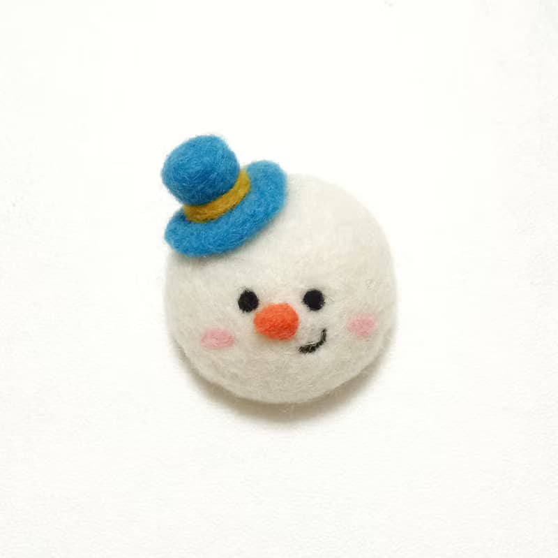 聖誕節來交換禮物吧!  雪人、馴鹿-羊毛氈別針