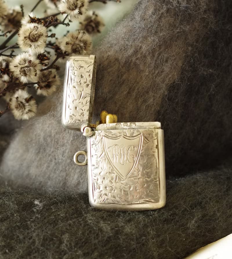 -古董英國購入之百年純銀雕花火柴盒 925 Sterling W750