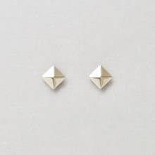 【Second Earrings】 鉑金耳環 (4mm)