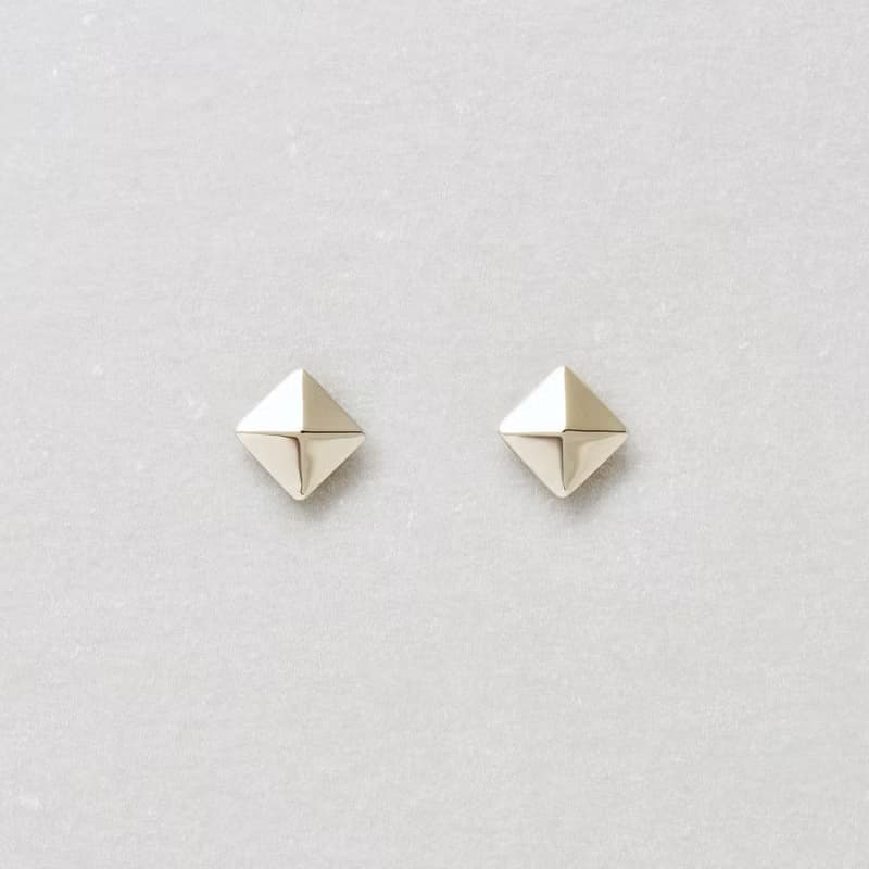 【Second Earrings】 鉑金耳環 (4mm)