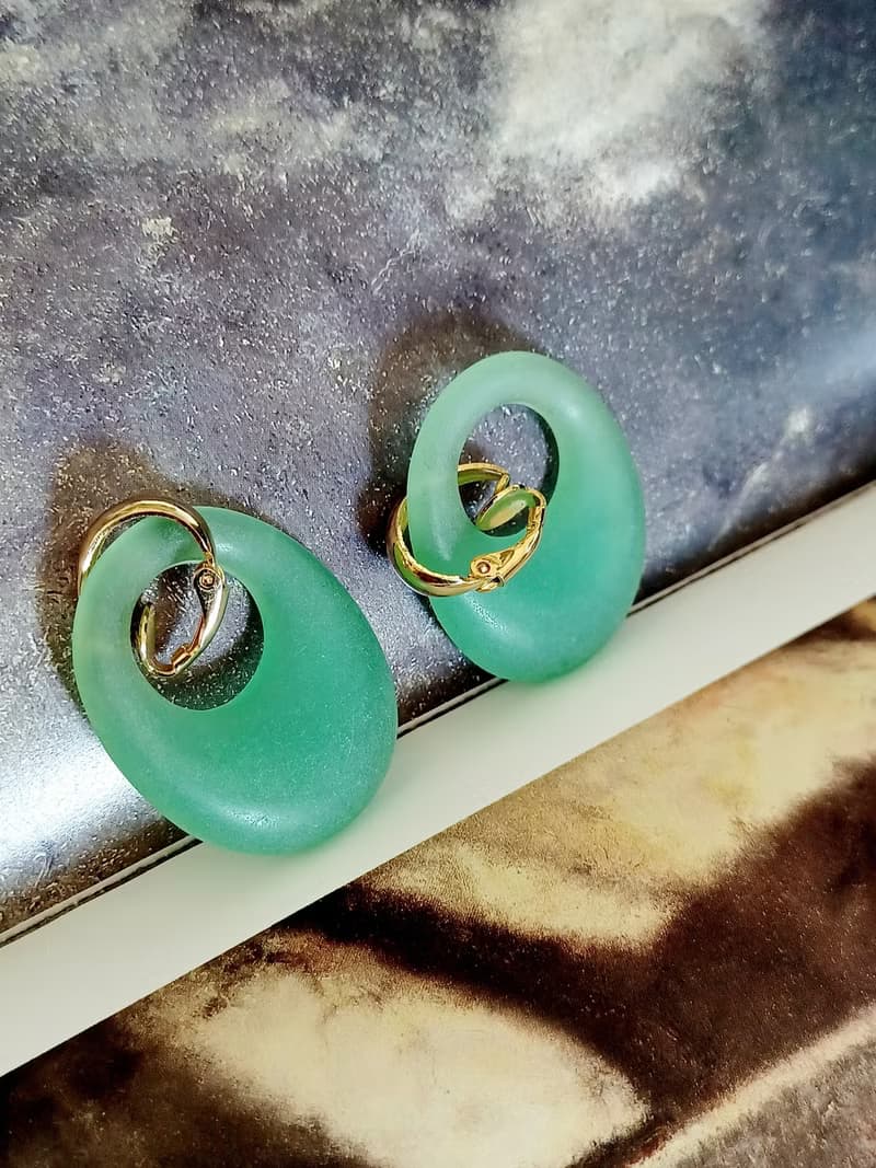 vintage jewelry  AVON 仿玉石垂墜夾式耳環