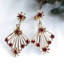 Vintage Jewelry 西洋古董飾品 垂墜 紅鑽花 簍空 栓式耳環