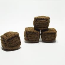 Wombat's poop square plush set