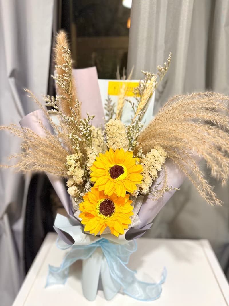 灰藍向日葵花束 (m size)