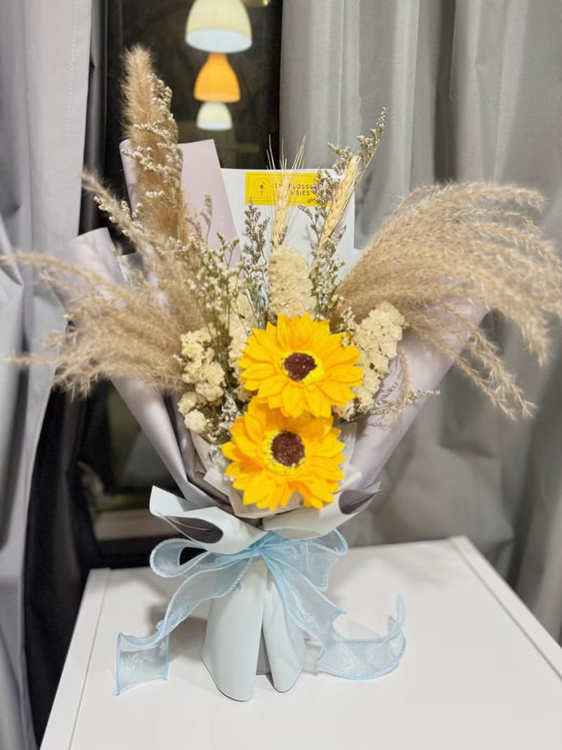 灰藍向日葵花束 (m size)