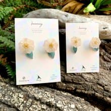 耳環 椿花 山茶花 樹脂 花 銀飾 耳夾 禮物 禮盒 手工 白 情人節