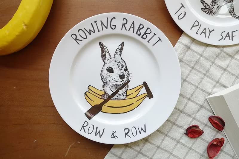 Rowing Rabbit 兔子香蕉船 餐瓷盤 (骨瓷平盤)
