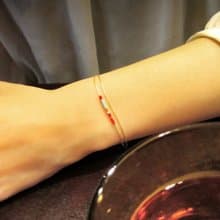 精靈Genie | 金霓蛇骨雙細鍊 9紅藍 銅鍍金日本玻璃手鍊