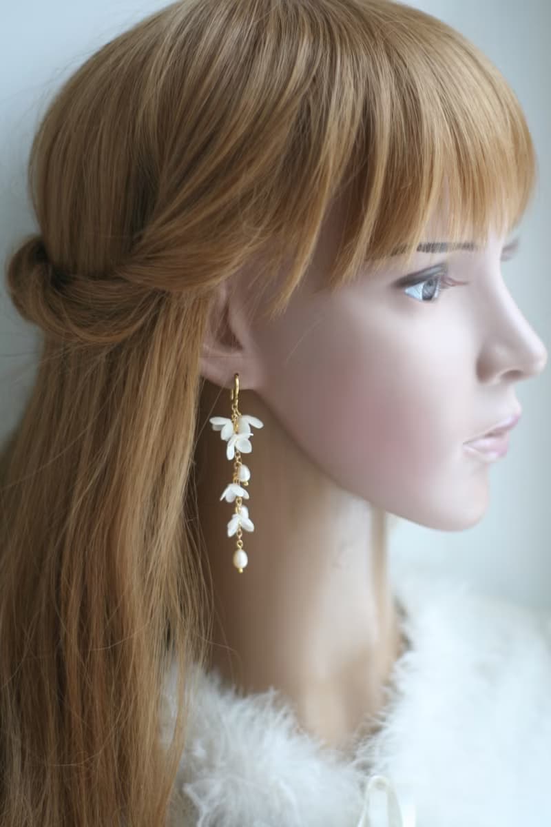 Romantic Flower Bridal Earrings Long Pearl Floral Earrings/ Clip-on Earrings