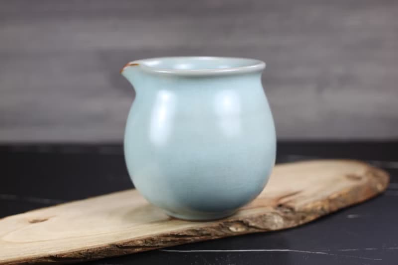【送禮好物】360~400ml 汝窯無把 手拉坯 咖啡下壺 茶海 公道杯