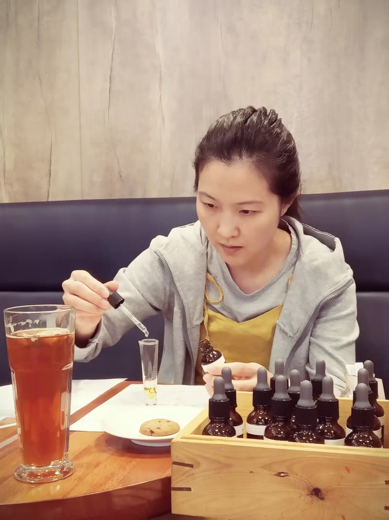 【體驗】私人調香家教包班/調一瓶高級香水/4小時調香課/可單人報名