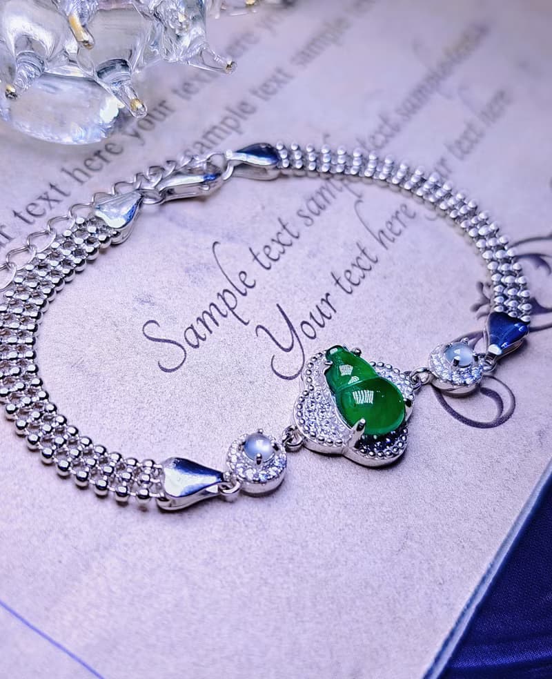 |福財|A貨翡翠冰玻陽綠飽滿葫蘆9.6mm純銀鍍18k精緻四葉草手鏈