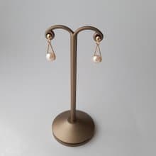 K18 デザインピアス あこや真珠 パールピアス あこやパール 日本の真珠 pearl earrings  珍珠耳環 珍珠耳环 진주귀걸이