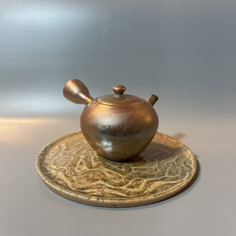 柴燒金彩玫瑰金茶壺 / 小平凡手作