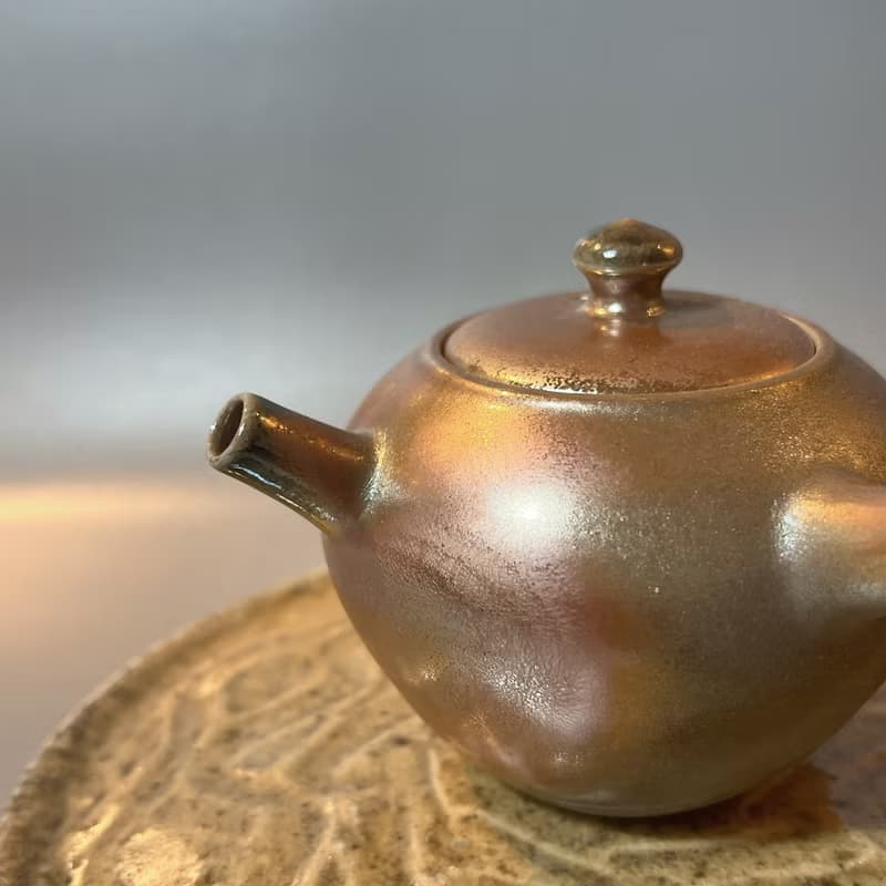 柴燒金彩玫瑰金茶壺 / 小平凡手作
