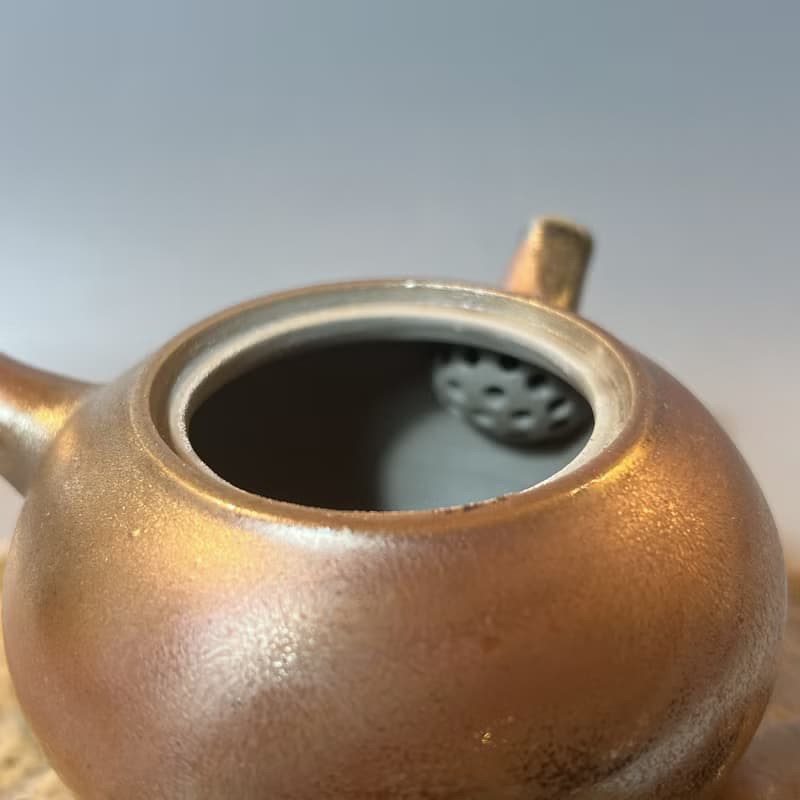 柴燒金彩玫瑰金茶壺 / 小平凡手作