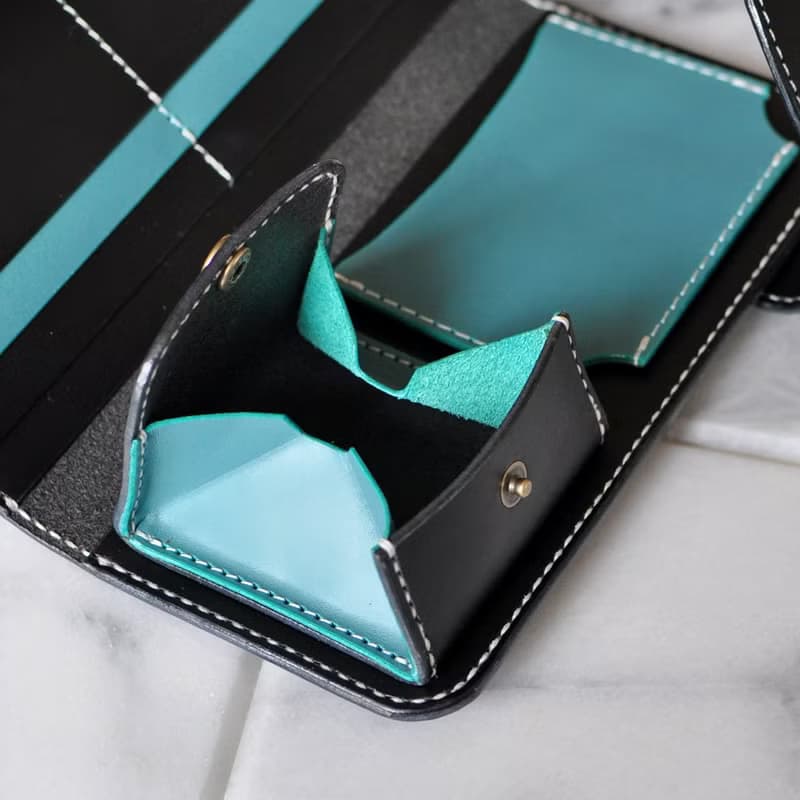 カード収納重視の長財布　No.5　ブッテーロ