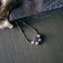 COR-DATE / 珍珠花束碎鑽短鏈