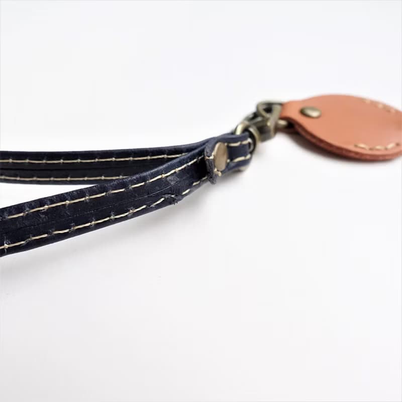 【福利品】-微瑕疵手機背帶(可刻英文字)