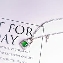 |鎖住財運愛情|A貨翡翠老坑種冰玻綠蛋面純銀鍍18k鎖頭項鍊