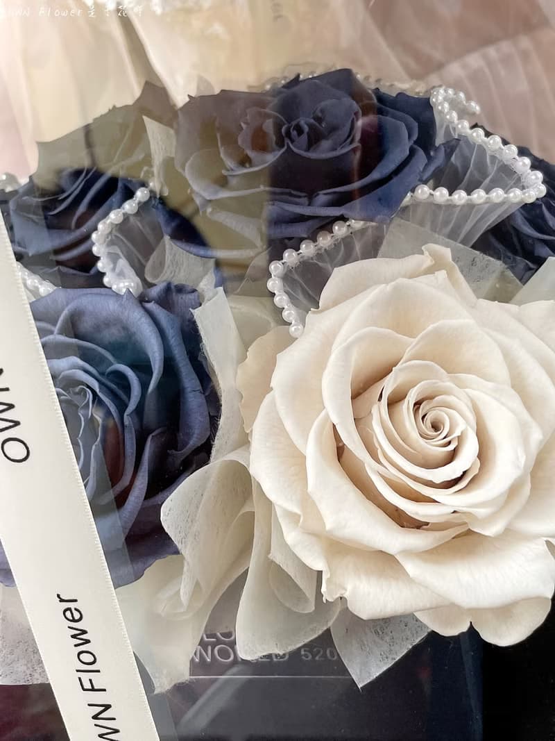 12朵/小香風永生花禮盒/厄瓜多玫瑰禮盒/永生花/不凋/情人節禮物