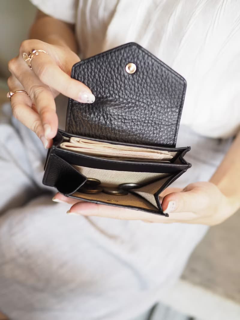 Daily (Black) : Mini wallet, short wallet, cow leather, Black