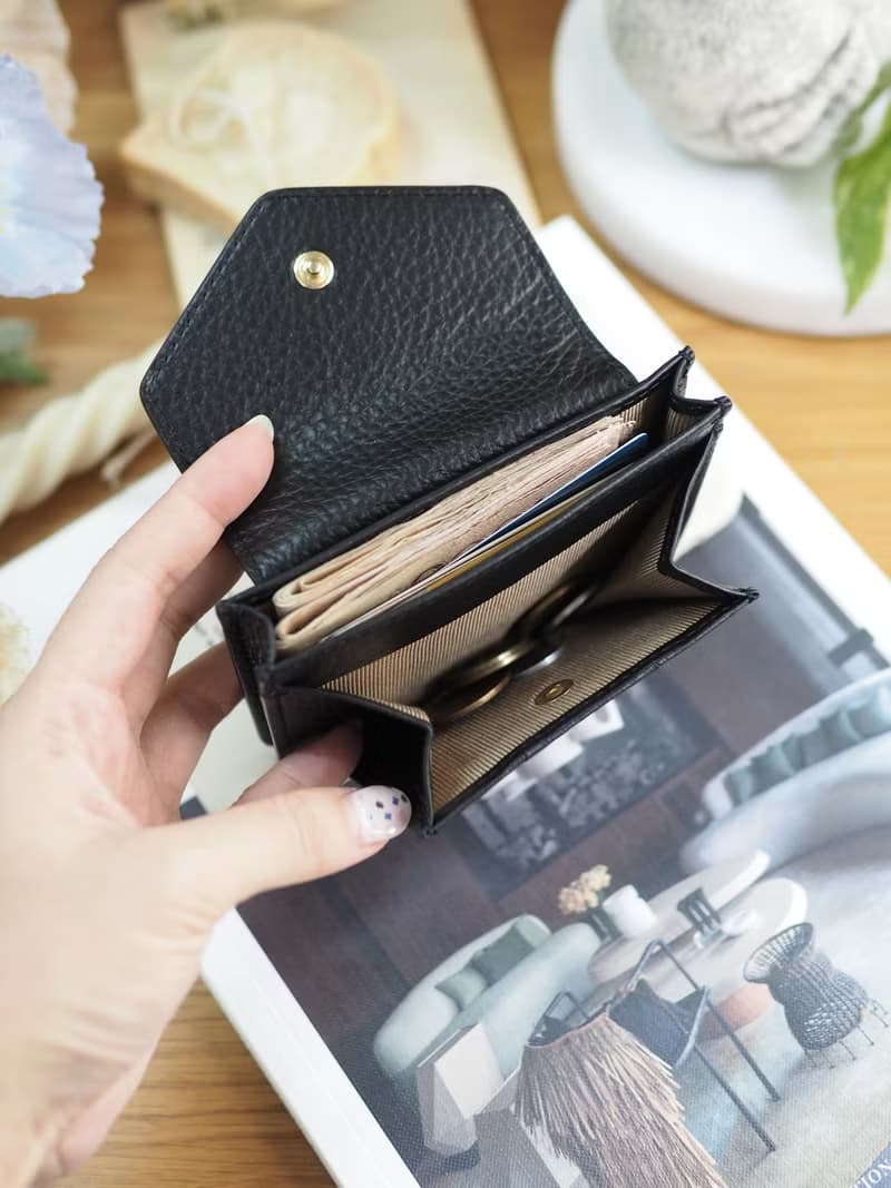 Daily (Black) : Mini wallet, short wallet, cow leather, Black