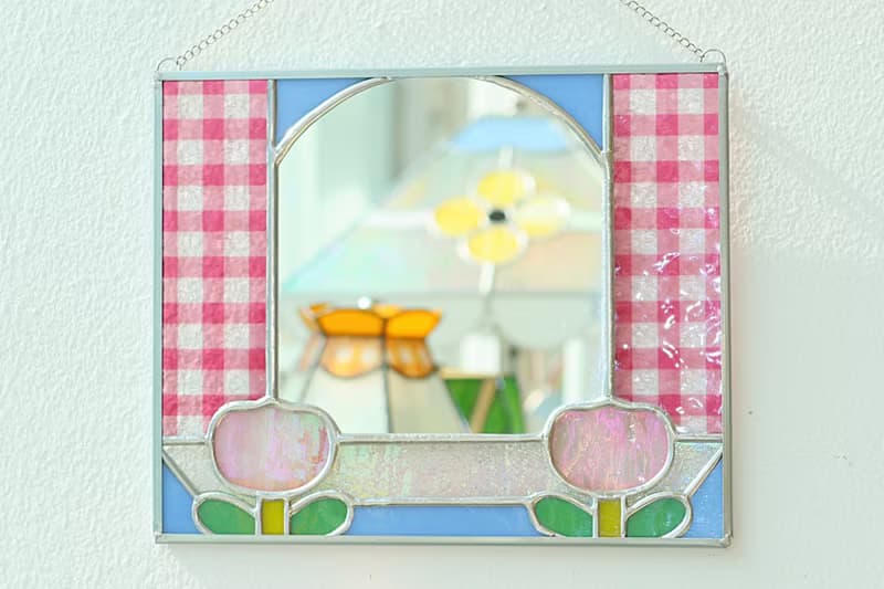 stained glass tulip mirror