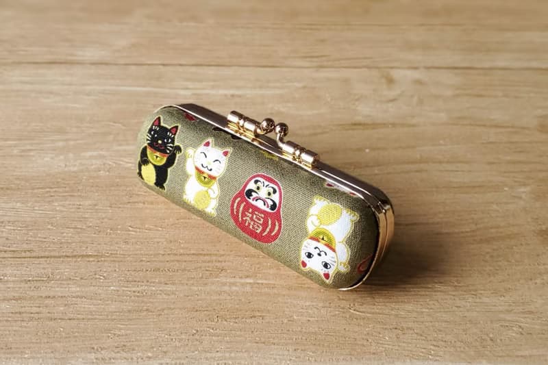 日本招財貓 不倒翁 口金印章盒 口紅盒 日本布 單章盒 Cat 貓咪