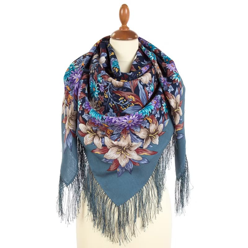Pavlovo Posad Russian Shawl 100% Wool Scarf 125x125 cm Wrap Silk Fringe 1987-12