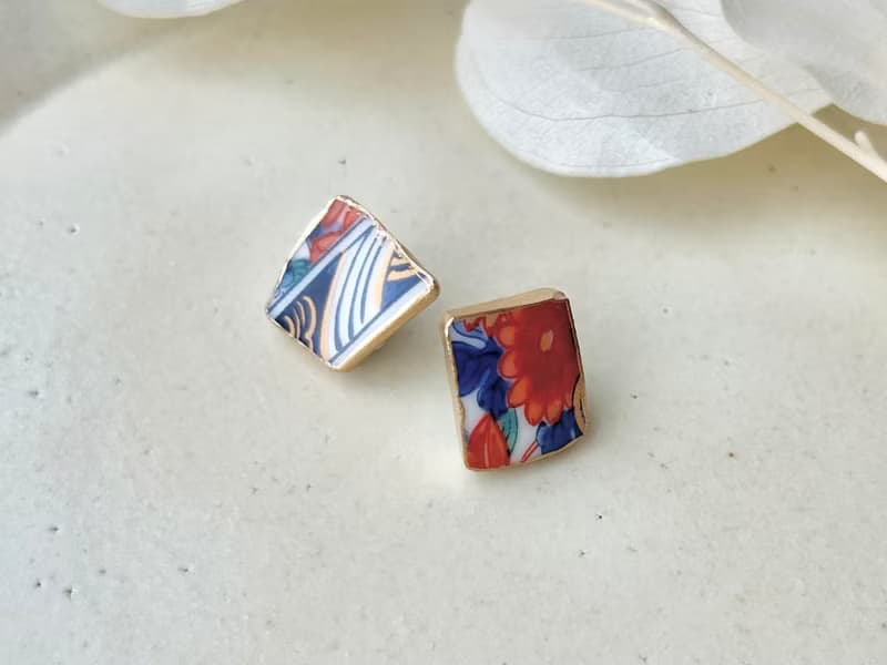 【金具が選べる】有田焼　金継ぎ　ピアス　イヤリング　花柄　和柄　伝統工芸　No.147