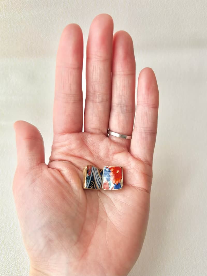 【金具が選べる】有田焼　金継ぎ　ピアス　イヤリング　花柄　和柄　伝統工芸　No.147