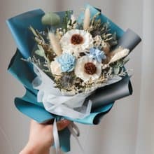 - 少女 -  白色 向日葵 索拉花 x 乾燥花 粉嫩系 情人節 畢業花束