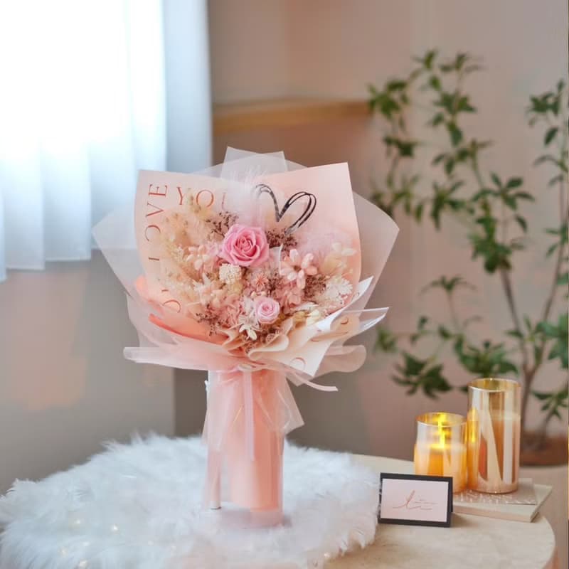 心動時刻 夢幻粉 / 七夕花束 情人節禮物 求婚花束