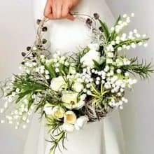 可愛い 鈴蘭とバラのバスケットブーケ 造花ブーケ 枯れない花のブーケ スズラン 結婚式 花嫁 アーティフィシャルフラワー