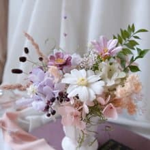 瓷器冠軍杯/粉白/不凋花/永生花/乾燥花 /花園一角