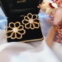 美國西洋古董飾品 / 1990年AVON珍珠鏤空金花夾式耳環/復古首飾