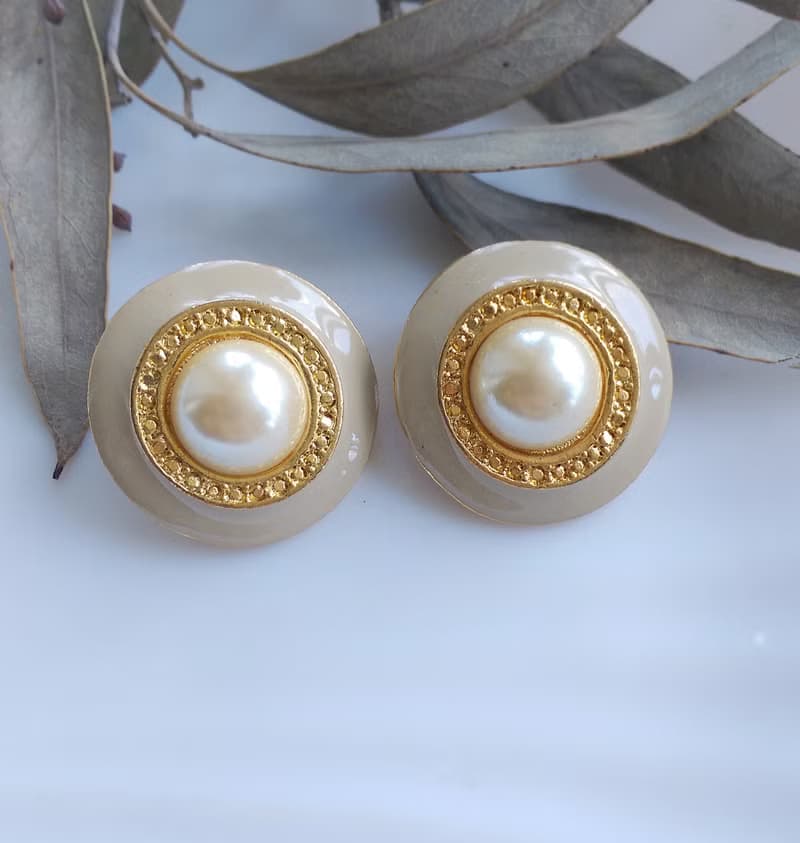 Vintage Jewelry 西洋古董飾品 奶白 優雅 仿珠 知性 針式耳環