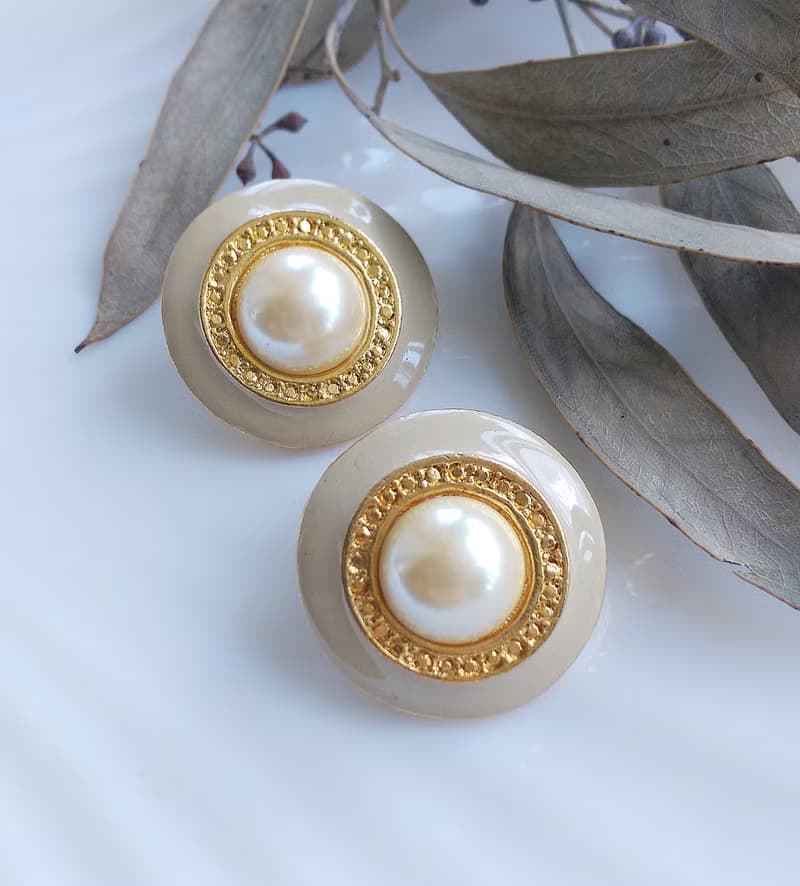 Vintage Jewelry 西洋古董飾品 奶白 優雅 仿珠 知性 針式耳環