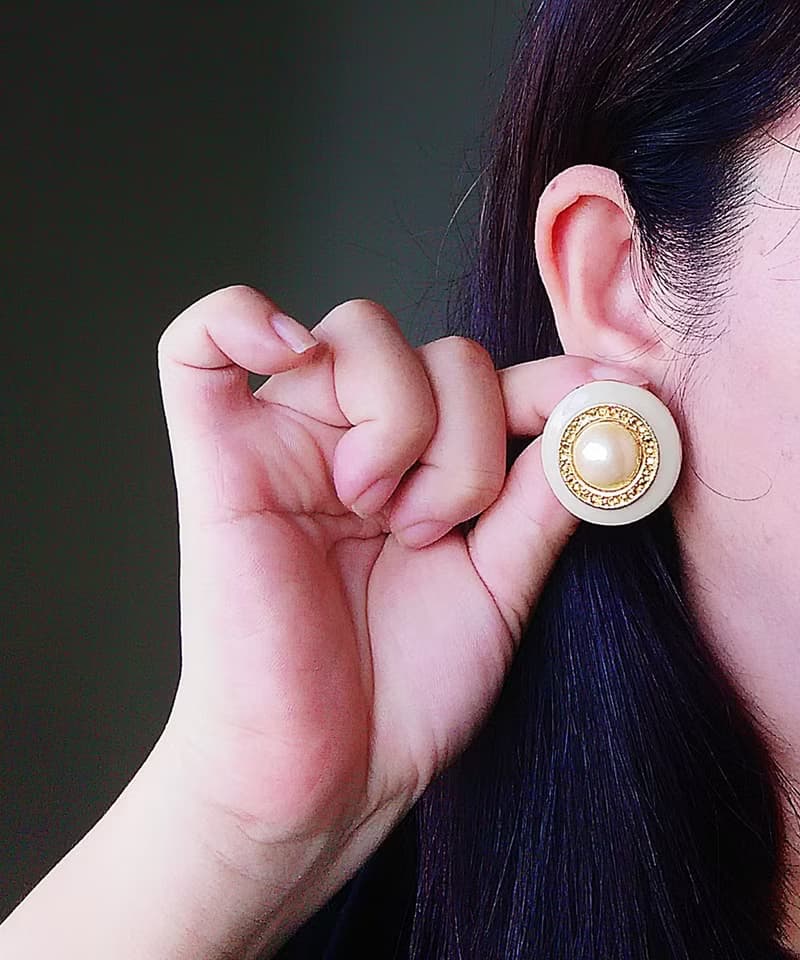 Vintage Jewelry 西洋古董飾品 奶白 優雅 仿珠 知性 針式耳環