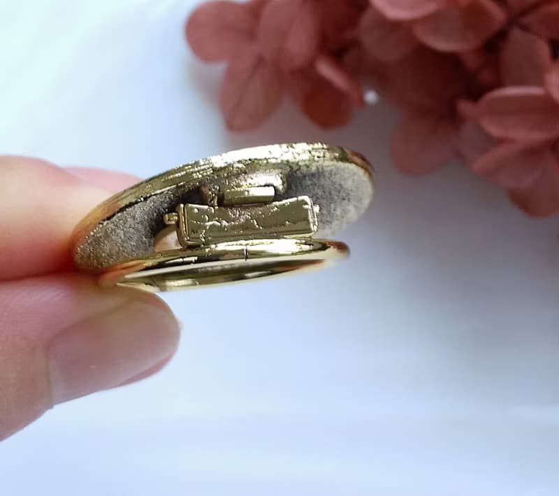 【西洋古董飾品】小巧 淡金 典雅 圍巾夾 絲巾扣 絲巾夾