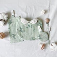 文青小白花手工六層紗 小領圍兜 口水巾 圍兜