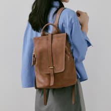 Supportingrole簡約百搭線條多隔層多口袋真皮後背包 咖啡