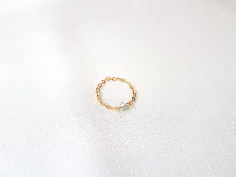 小水晶 鍊戒 (蛋白綠)