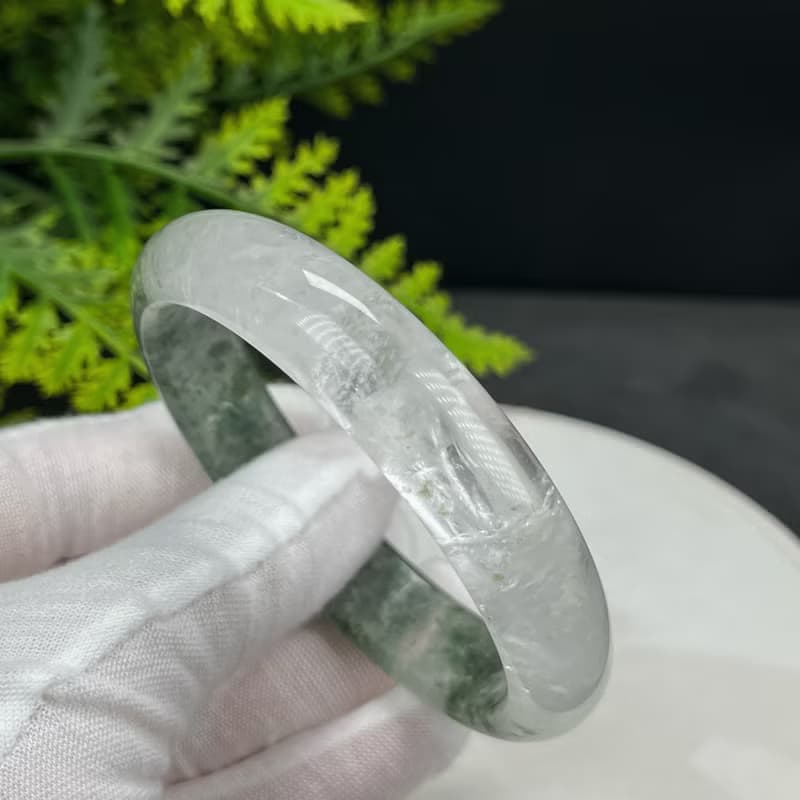精品 綠色幻影幽靈水晶手鐲 60+MM 冰透異象綠石英手環 財運亨通